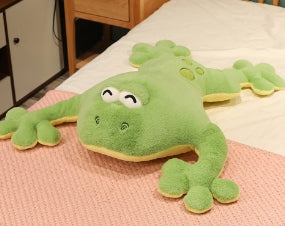Large Green Giant Frog Plushie Doll for Kids' Decor